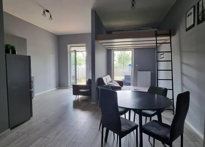 Mieszkanie Ptasia 20 Obok Stadionu I Lotniska Z Darmowym Parkingiem -self Check In Apartamento Poznan